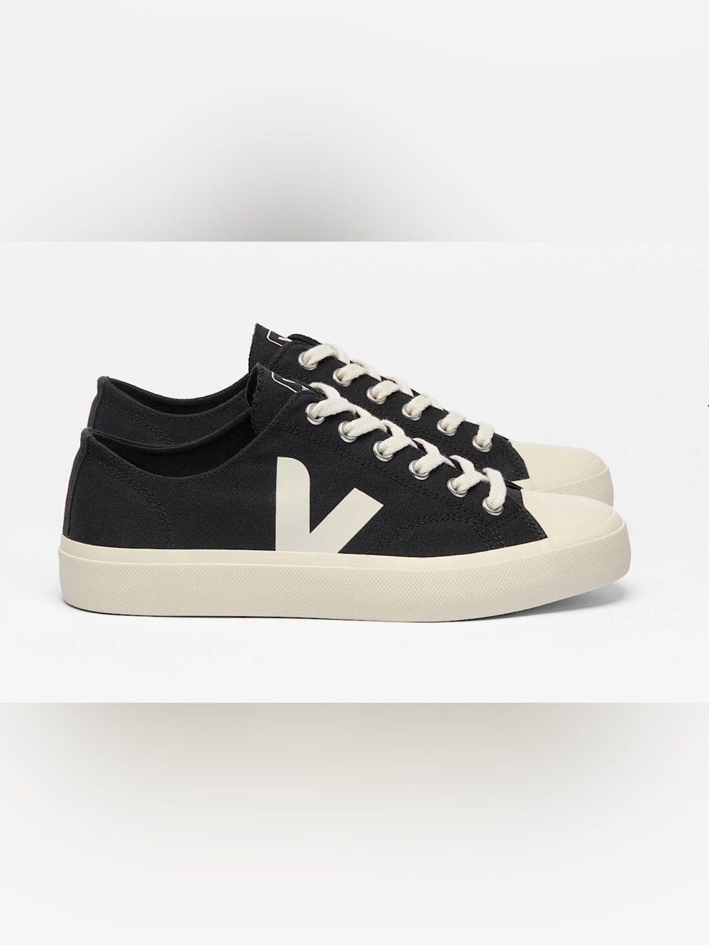 Veja WATA II low canvas black Pierre  W8/M6